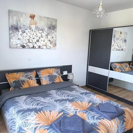 славяна Apartment